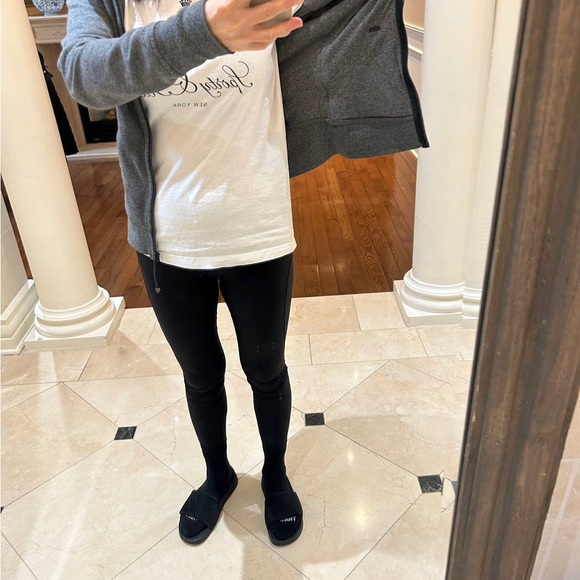 Lululemon hoodie, charcoal grey, warm and comfortable wearing,, - Picture 2 of 4